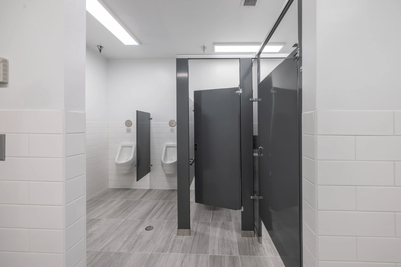 Office Building Redmond Tenant Improvement by Linear Construction Services