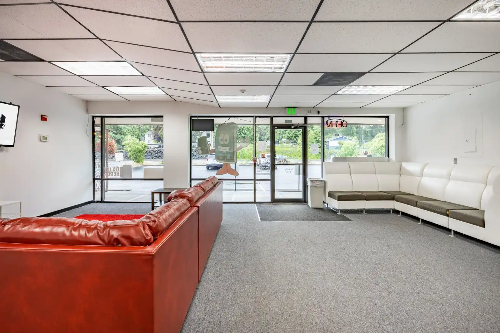 OneHourDeviceRepair Bothell Tenant Improvement by Linear Construction Services