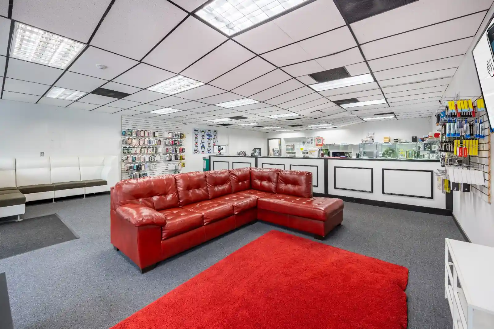 OneHourDeviceRepair Bothell Tenant Improvement by Linear Construction Services