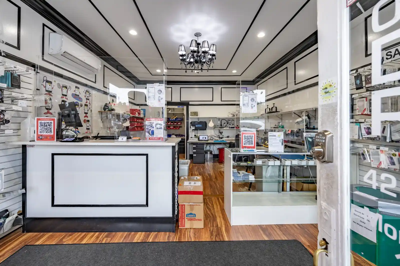 OneHourDeviceRepair Redmond Tenant Improvement by Linear Construction Services